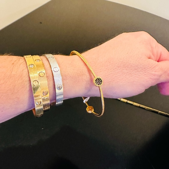 NWT Authentic Minimalist Luxury Julie Vos Pave' Obsidian Black Medium Bangle - Picture 9 of 17